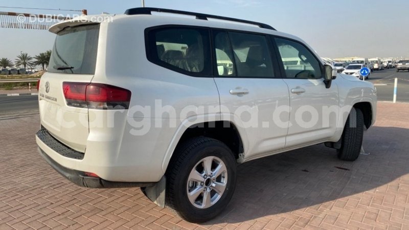 Big with watermark toyota land cruiser ashanti import dubai 53898