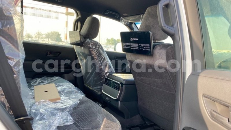 Big with watermark toyota land cruiser ashanti import dubai 53898