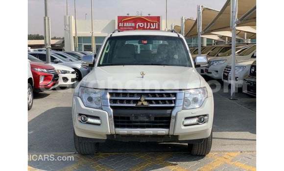 Ra Imported Mitsubishi Pajero funfun Ọkọ̀ in Import - Dubai ni Ashanti Ra Imported Mitsubishi Pajero funfun Ọkọ̀ in Import - Dubai ni Ashanti
