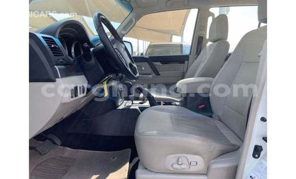 Ra Imported Mitsubishi Pajero funfun Ọkọ̀ in Import - Dubai ni Ashanti Ra Imported Mitsubishi Pajero funfun Ọkọ̀ in Import - Dubai ni Ashanti