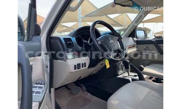Ra Imported Mitsubishi Pajero funfun Ọkọ̀ in Import - Dubai ni Ashanti Ra Imported Mitsubishi Pajero funfun Ọkọ̀ in Import - Dubai ni Ashanti