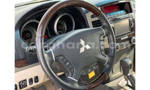 Ra Imported Mitsubishi Pajero funfun Ọkọ̀ in Import - Dubai ni Ashanti Ra Imported Mitsubishi Pajero funfun Ọkọ̀ in Import - Dubai ni Ashanti