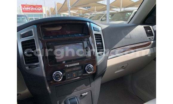 Ra Imported Mitsubishi Pajero funfun Ọkọ̀ in Import - Dubai ni Ashanti Ra Imported Mitsubishi Pajero funfun Ọkọ̀ in Import - Dubai ni Ashanti