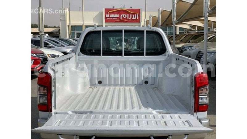 Big with watermark mitsubishi l200 ashanti import dubai 53901