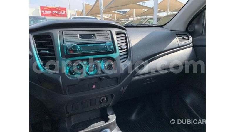 Big with watermark mitsubishi l200 ashanti import dubai 53901