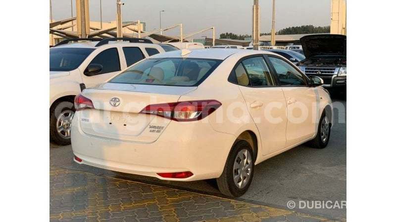 Big with watermark toyota yaris ashanti import dubai 53903