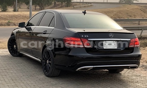 Sayi Na hannu Mercedes‒Benz E–Class Black Mota in Accra a Greater Accra Sayi Na hannu Mercedes‒Benz E–Class Black Mota in Accra a Greater Accra