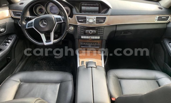 Sayi Na hannu Mercedes‒Benz E–Class Black Mota in Accra a Greater Accra Sayi Na hannu Mercedes‒Benz E–Class Black Mota in Accra a Greater Accra
