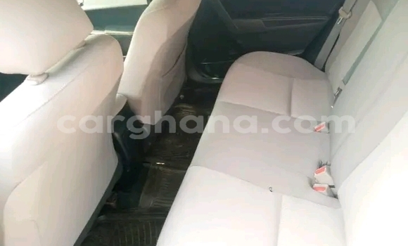 Sayi Na hannu Toyota Corolla White Mota in Accra a Greater Accra Sayi Na hannu Toyota Corolla White Mota in Accra a Greater Accra