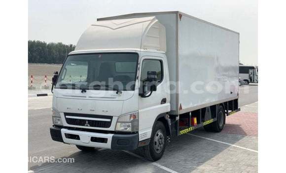 Ra Imported Mitsubishi i funfun Ọkọ̀ in Import - Dubai ni Ashanti Ra Imported Mitsubishi i funfun Ọkọ̀ in Import - Dubai ni Ashanti