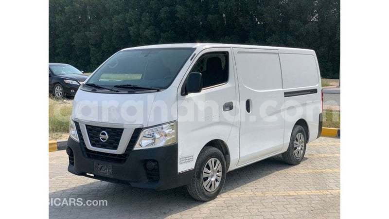 Big with watermark nissan urvan ashanti import dubai 53932