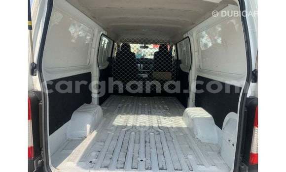 Buy Import Nissan Urvan White Car in Import - Dubai in Ashanti Buy Import Nissan Urvan White Car in Import - Dubai in Ashanti
