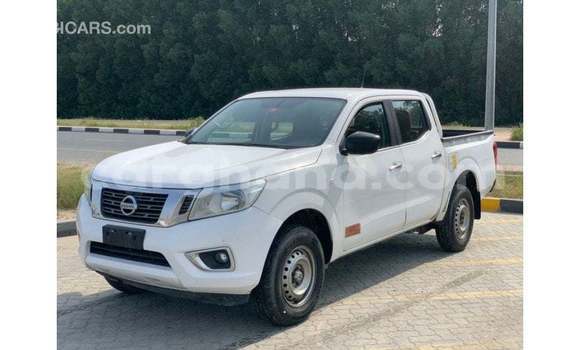Ra Imported Nissan Navara funfun Ọkọ̀ in Import - Dubai ni Ashanti Ra Imported Nissan Navara funfun Ọkọ̀ in Import - Dubai ni Ashanti