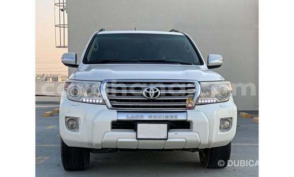 Buy Import Toyota Land Cruiser White Car in Import - Dubai in Ashanti Buy Import Toyota Land Cruiser White Car in Import - Dubai in Ashanti