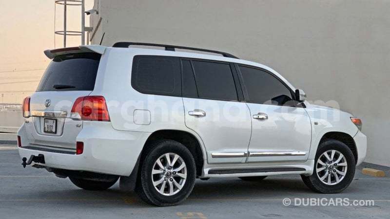 Big with watermark toyota land cruiser ashanti import dubai 53936