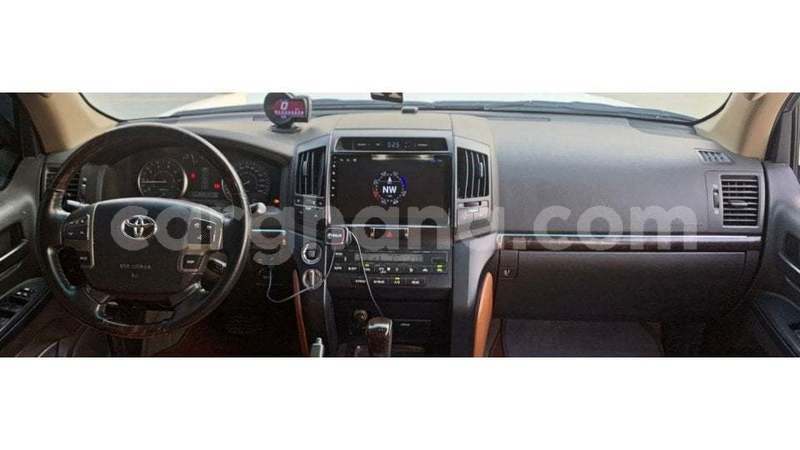 Big with watermark toyota land cruiser ashanti import dubai 53936