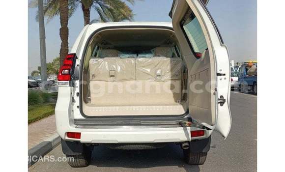 Sayi Imported Toyota Prado White Mota in Import - Dubai a Ashanti Sayi Imported Toyota Prado White Mota in Import - Dubai a Ashanti