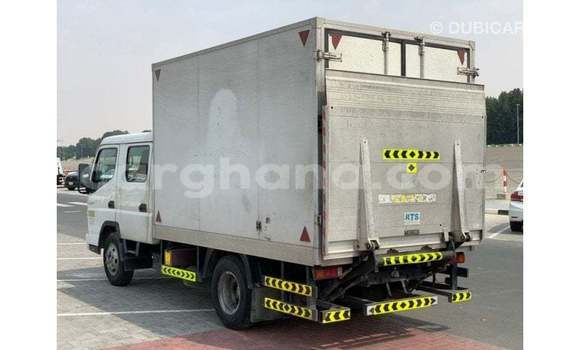 Ra Imported Mitsubishi i funfun Ọkọ̀ in Import - Dubai ni Ashanti Ra Imported Mitsubishi i funfun Ọkọ̀ in Import - Dubai ni Ashanti