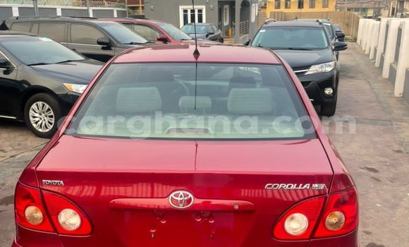 Ra Àlòkù Toyota Corolla Red Ọkọ̀ in Iwọn didun ni Oorun Ra Àlòkù Toyota Corolla Red Ọkọ̀ in Iwọn didun ni Oorun