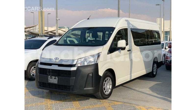 Big with watermark toyota hiace ashanti import dubai 53963