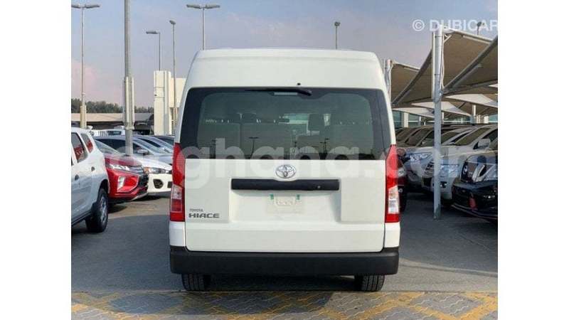 Big with watermark toyota hiace ashanti import dubai 53963