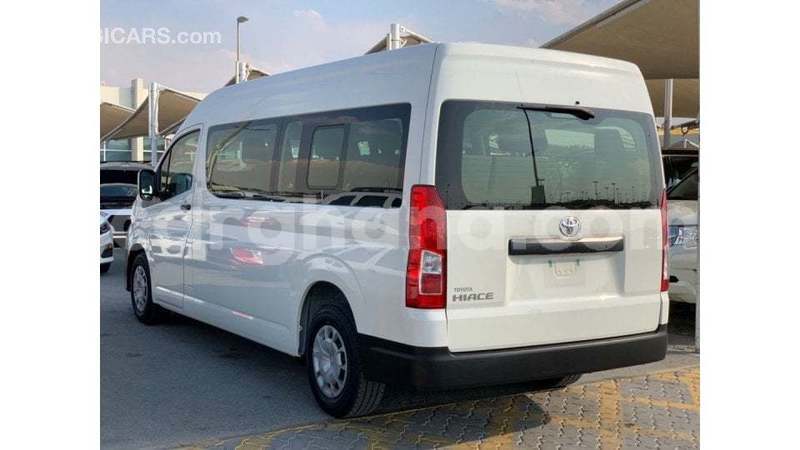 Big with watermark toyota hiace ashanti import dubai 53963