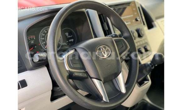 Ra Imported Toyota Hiace funfun Ọkọ̀ in Import - Dubai ni Ashanti Ra Imported Toyota Hiace funfun Ọkọ̀ in Import - Dubai ni Ashanti