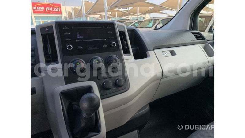 Big with watermark toyota hiace ashanti import dubai 53963