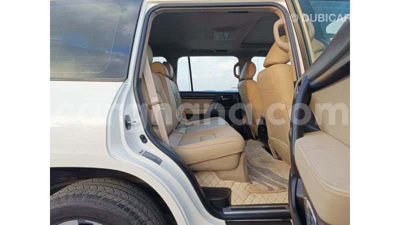 Big with watermark toyota land cruiser ashanti import dubai 53966