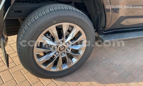 Buy Import Toyota Land Cruiser Black Car in Import - Dubai in Ashanti Buy Import Toyota Land Cruiser Black Car in Import - Dubai in Ashanti