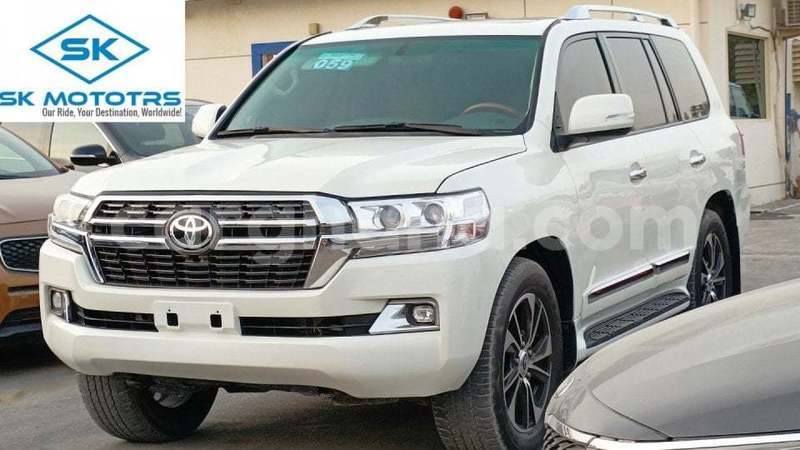 Big with watermark toyota land cruiser ashanti import dubai 53980