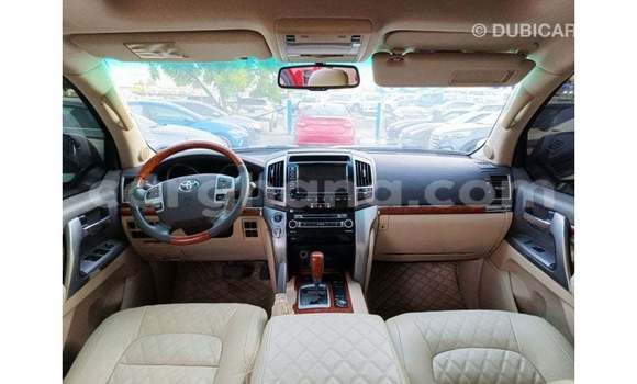 Ra Imported Toyota Land Cruiser funfun Ọkọ̀ in Import - Dubai ni Ashanti Ra Imported Toyota Land Cruiser funfun Ọkọ̀ in Import - Dubai ni Ashanti