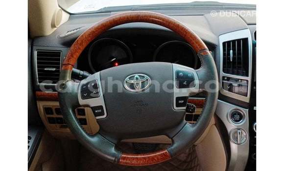 Ra Imported Toyota Land Cruiser funfun Ọkọ̀ in Import - Dubai ni Ashanti Ra Imported Toyota Land Cruiser funfun Ọkọ̀ in Import - Dubai ni Ashanti