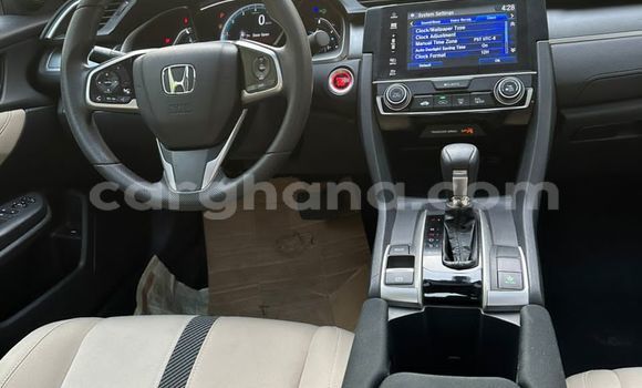 Sayi Na hannu Honda Civic Black Mota in Accra a Greater Accra Sayi Na hannu Honda Civic Black Mota in Accra a Greater Accra