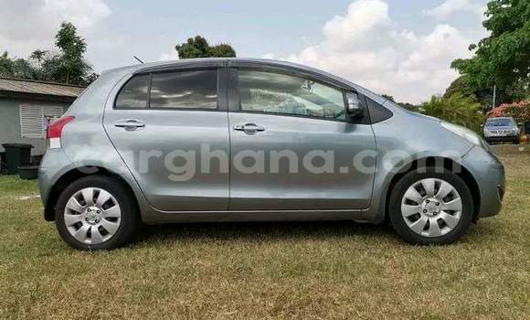 Ra Àlòkù Toyota Vitz Alagara Ọkọ̀ in Iwọn didun ni Oorun Ra Àlòkù Toyota Vitz Alagara Ọkọ̀ in Iwọn didun ni Oorun