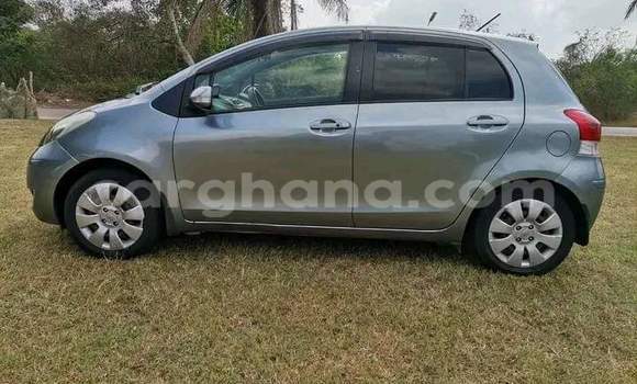 Ra Àlòkù Toyota Vitz Alagara Ọkọ̀ in Iwọn didun ni Oorun Ra Àlòkù Toyota Vitz Alagara Ọkọ̀ in Iwọn didun ni Oorun