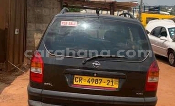 Buy Used Opel Zafira Black Car in Accra in Greater Accra Buy Used Opel Zafira Black Car in Accra in Greater Accra