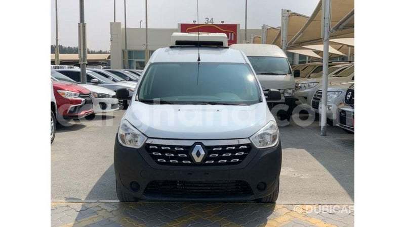 Big with watermark renault 18 ashanti import dubai 54011