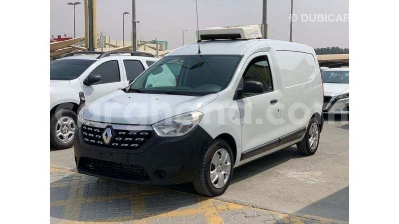 Big with watermark renault 18 ashanti import dubai 54011