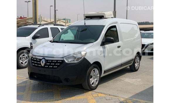Ra Imported Renault 18 funfun Ọkọ̀ in Import - Dubai ni Ashanti Ra Imported Renault 18 funfun Ọkọ̀ in Import - Dubai ni Ashanti