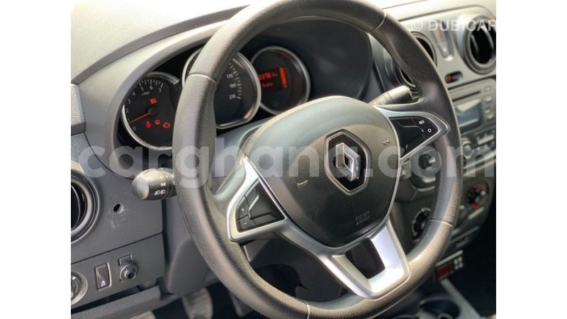 Big with watermark renault 18 ashanti import dubai 54011