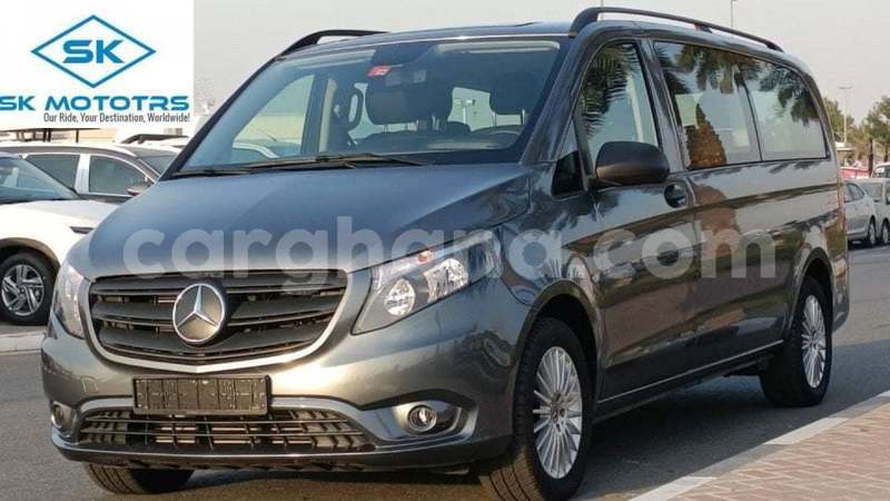 Big with watermark mercedes benz a200 ashanti import dubai 54024