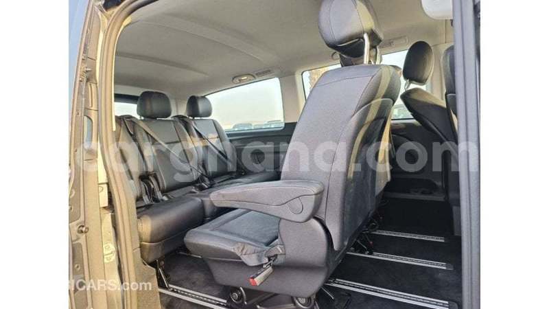 Big with watermark mercedes benz a200 ashanti import dubai 54024