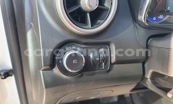 Sayi Na hannu Chevrolet Trans Sport White Mota in Accra a Greater Accra Sayi Na hannu Chevrolet Trans Sport White Mota in Accra a Greater Accra