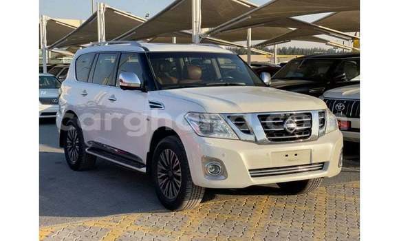 Ra Imported Nissan Patrol funfun Ọkọ̀ in Import - Dubai ni Ashanti Ra Imported Nissan Patrol funfun Ọkọ̀ in Import - Dubai ni Ashanti
