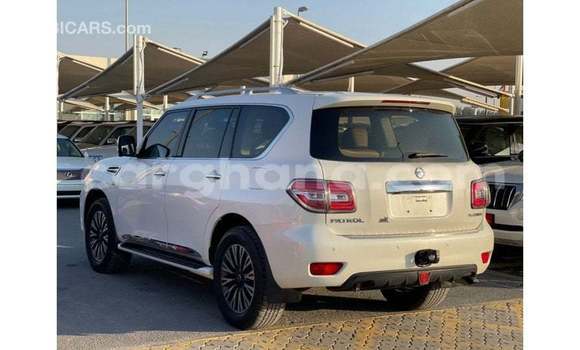 Ra Imported Nissan Patrol funfun Ọkọ̀ in Import - Dubai ni Ashanti Ra Imported Nissan Patrol funfun Ọkọ̀ in Import - Dubai ni Ashanti