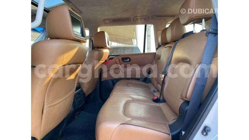 Big with watermark nissan patrol ashanti import dubai 54068