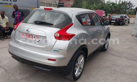 Ra Àlòkù Nissan Juke Silver Ọkọ̀ in Iwọn didun ni Oorun Ra Àlòkù Nissan Juke Silver Ọkọ̀ in Iwọn didun ni Oorun