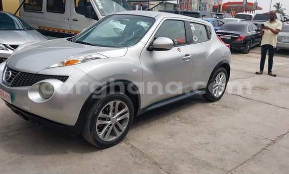 Ra Àlòkù Nissan Juke Silver Ọkọ̀ in Iwọn didun ni Oorun Ra Àlòkù Nissan Juke Silver Ọkọ̀ in Iwọn didun ni Oorun