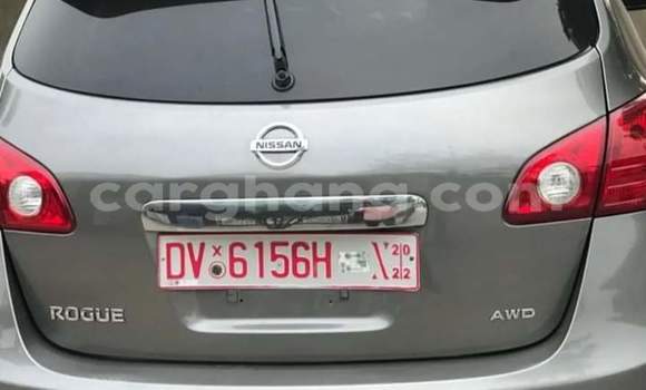 Buy Used Nissan Rogue Beige Car in Takoradi in Western